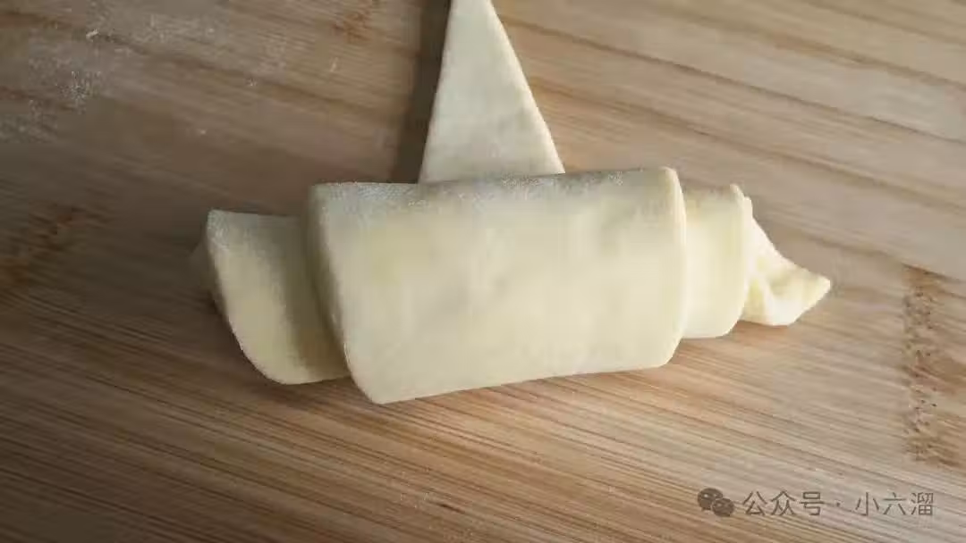 /www/bananadaily.net/web/images/image/2268/22689952.avif