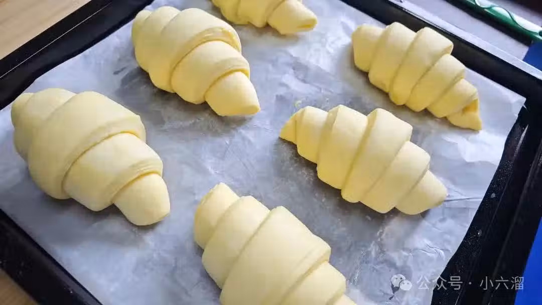 /www/bananadaily.net/web/images/image/2268/22689956.avif